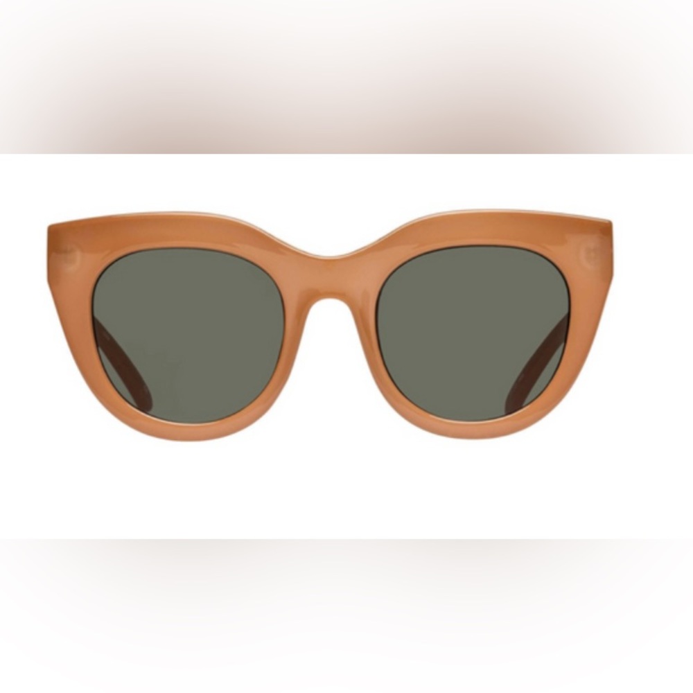 Nwot le specs air heart caramel sunglasses